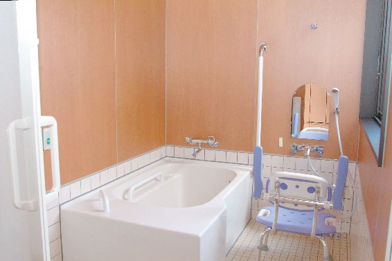 いちき串木野市グループホームさくらの丘浴室